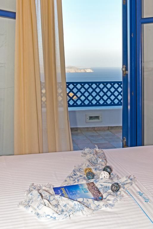 Aspro Mple Astypalaia Quarto foto